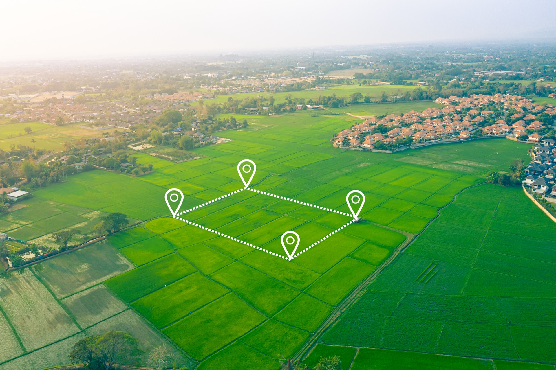 Vue aérienne du terrain et de la zone du point de positionnement.