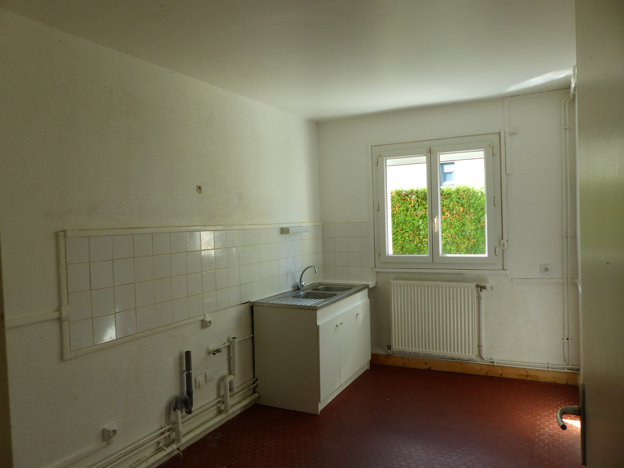 t5 saint-julien-le-faucon - image 4