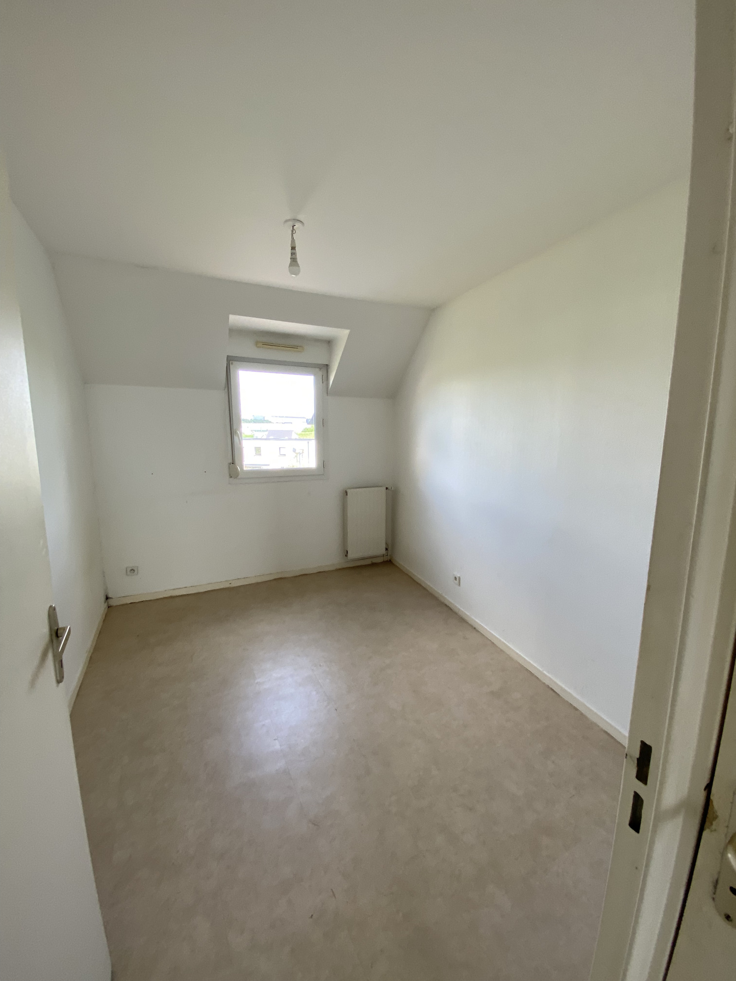 maison de 4 pp à carpiquet - image 14