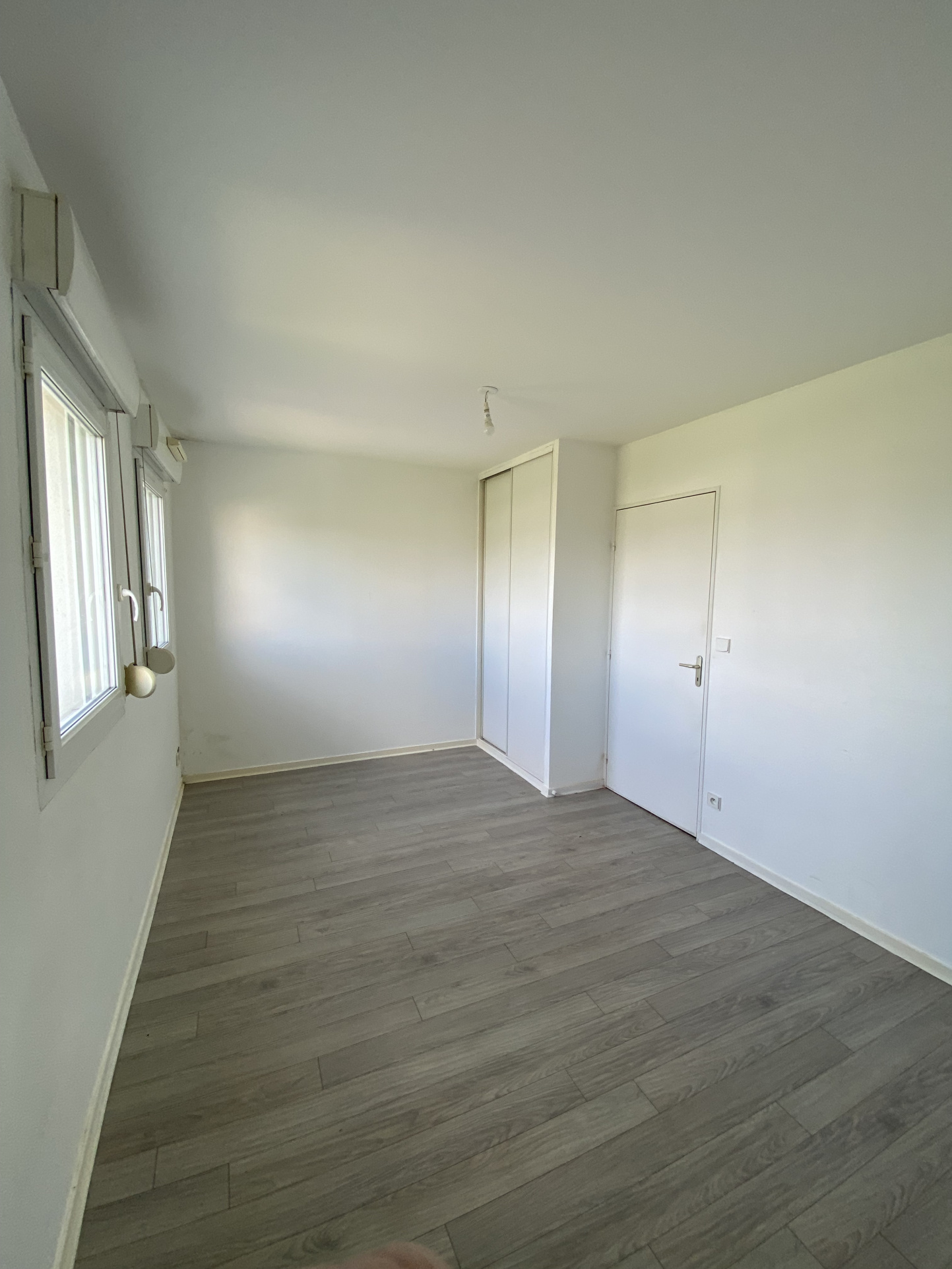 maison de 4 pp à carpiquet - image 12