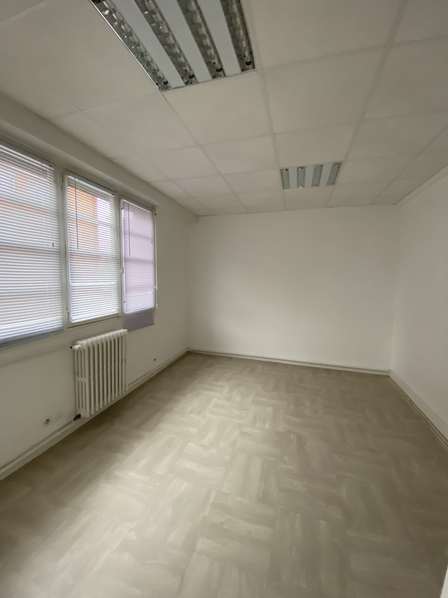 appartement t6 de 118m2 hypercentre - image 8